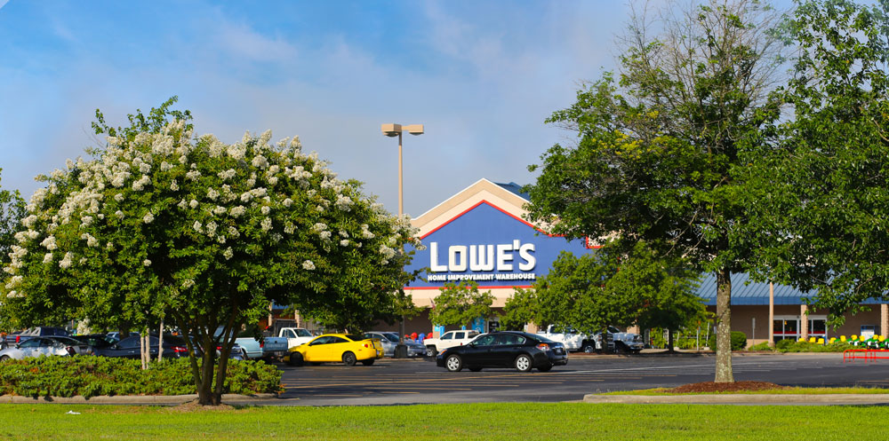 Lowes store